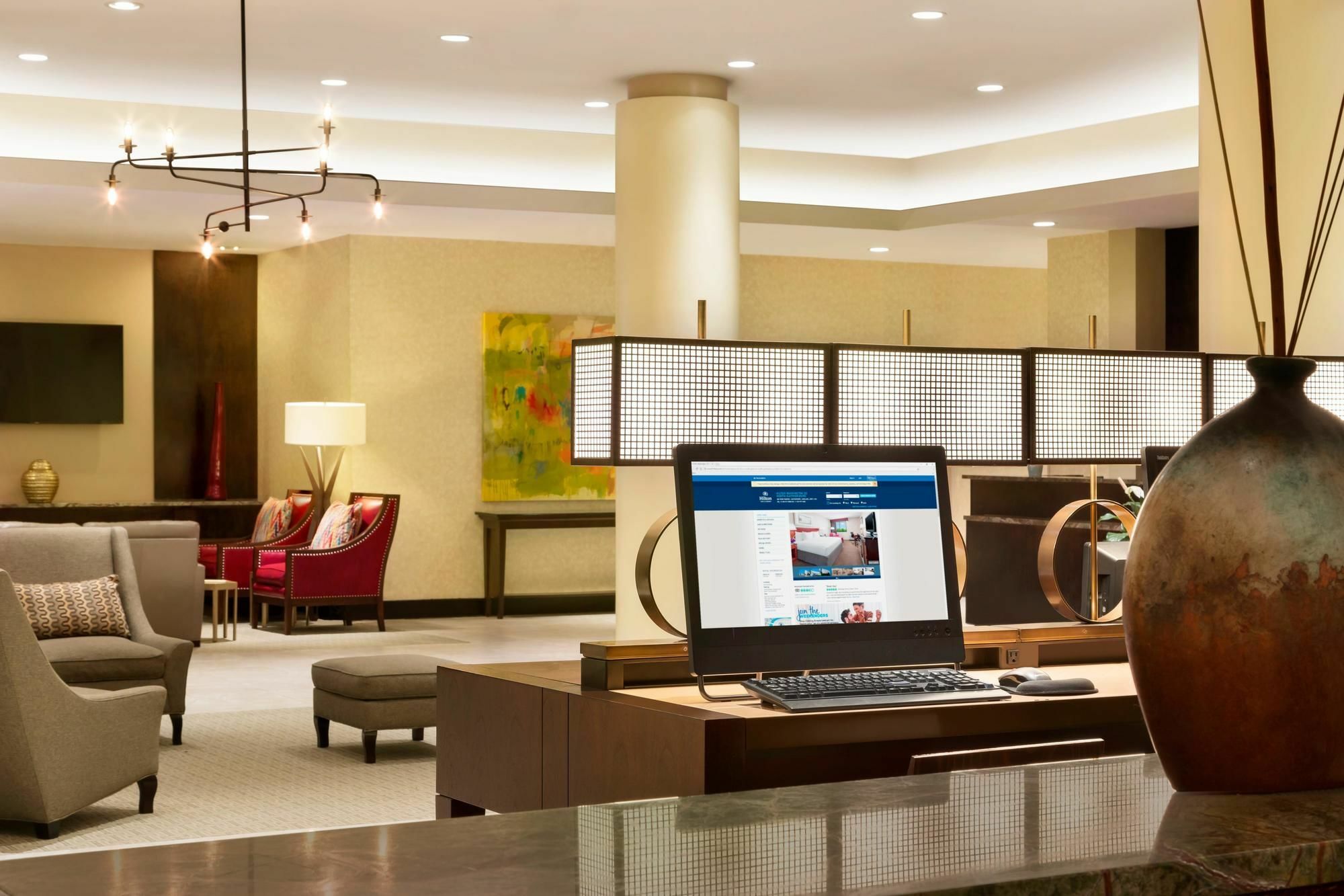 Doubletree By Hilton Washington Dc North/Гейтерсберг Экстерьер фото